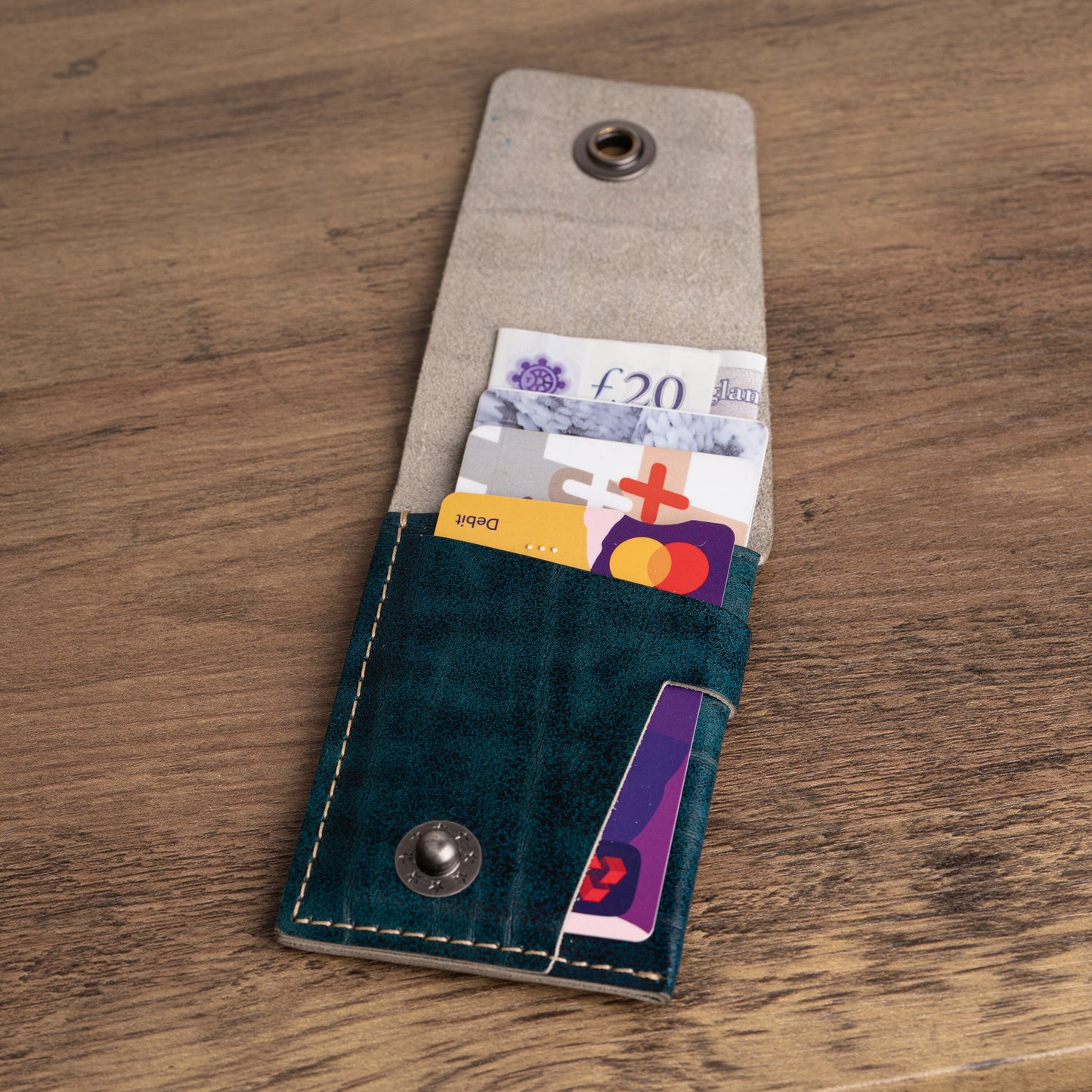 Leather Card Holder, Travel Card Holder, Ultra Slim Card Holder with Minimalist Design, Unisex Credit Card Wallet