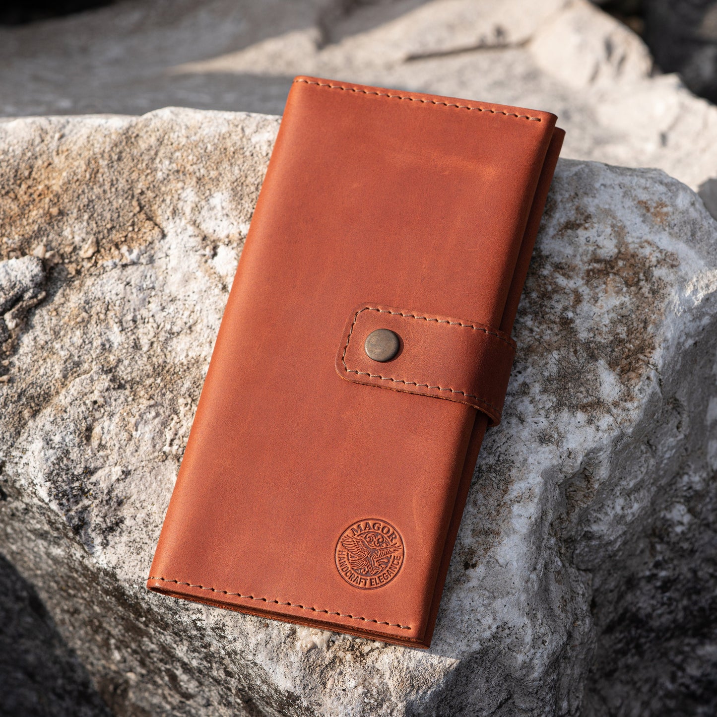 Handmade Leather Wallet with Zip Coin Pouch and Card Slots - Classic Elegance