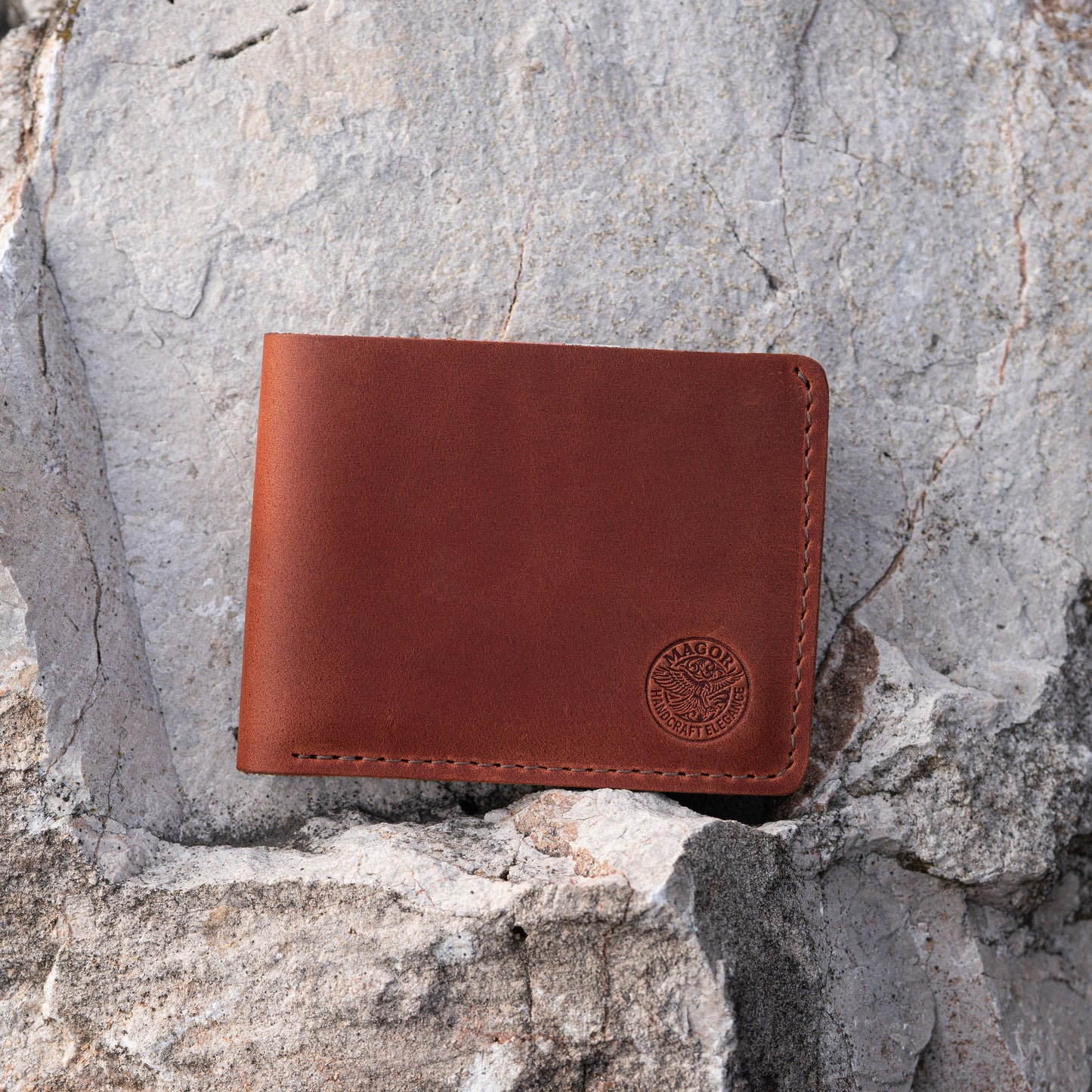 Leather Minimalist Bifold Wallet - Classic Slim Style - Handcrafted